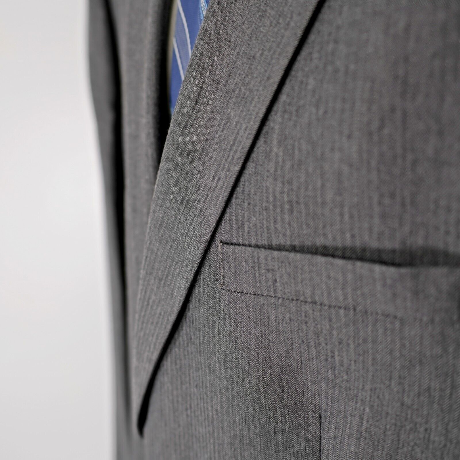 Joseph Abboud Joe Joseph Abboud Polyester Gray Herringbone 2 Button 2 Piec Size 42R - 5 Thumbnail