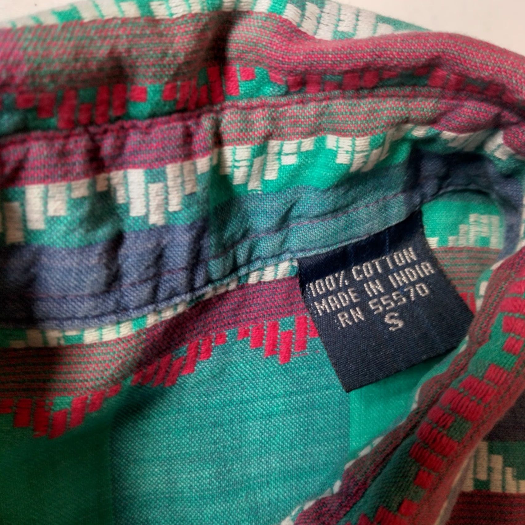 Vintage VINTAGE 1990s Southwest Print Blouse Shirt Small Blue Pink Short Sleeve Button Collar Geometric 90s Casual Womens Size S / US 4 / IT 40 - 5 Thumbnail