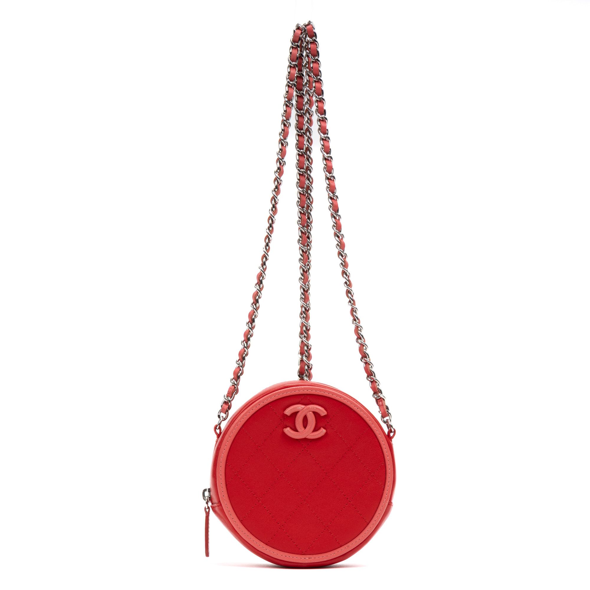 Chanel Color Pop Round Chain Clutch Size ONE SIZE - 1 Thumbnail