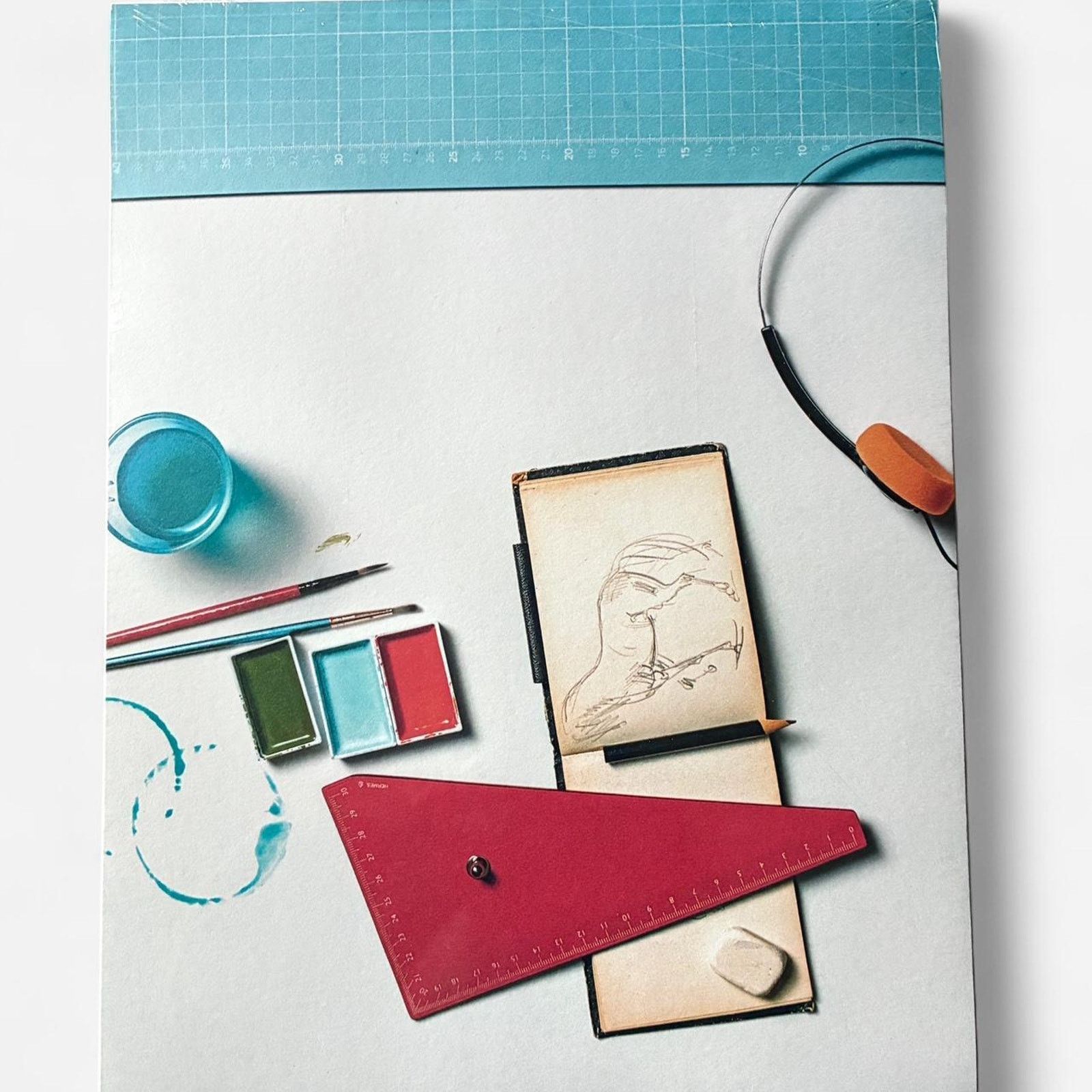 Hermes × Maison Margiela Hermès Le Monde 2025 biannual magazine d'Hermès collection Size ONE SIZE - 2 Thumbnail