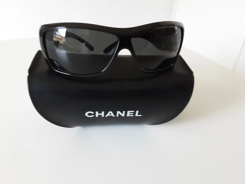 Chanel Chanel Sunglasses 6021 CC Rhinestone Logo Rimless Vintage Size ONE SIZE - 5 Thumbnail