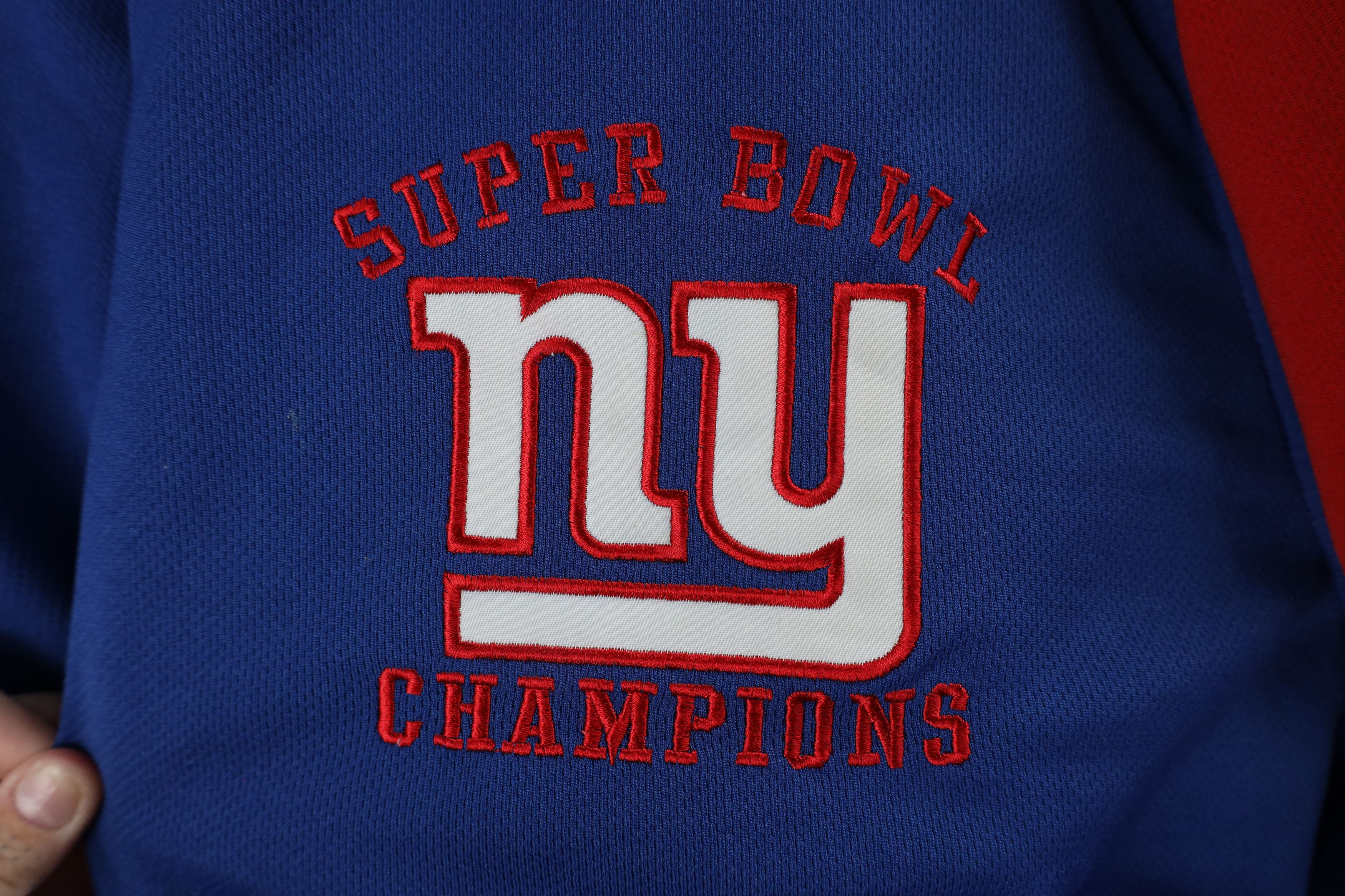 Vintage Vintage Y2K Reversible Bowl Champs New York Giants Jacket Size US XXL / EU 58 / 5 - 4 Thumbnail