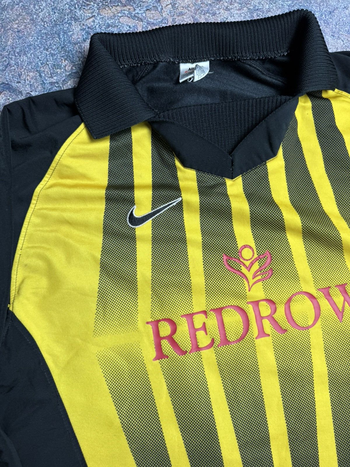 Nike × Vintage Nike Vintage 90s swoosh #1 goalkeeper jersey football shirt Size US XL / EU 56 / 4 - 4 Thumbnail