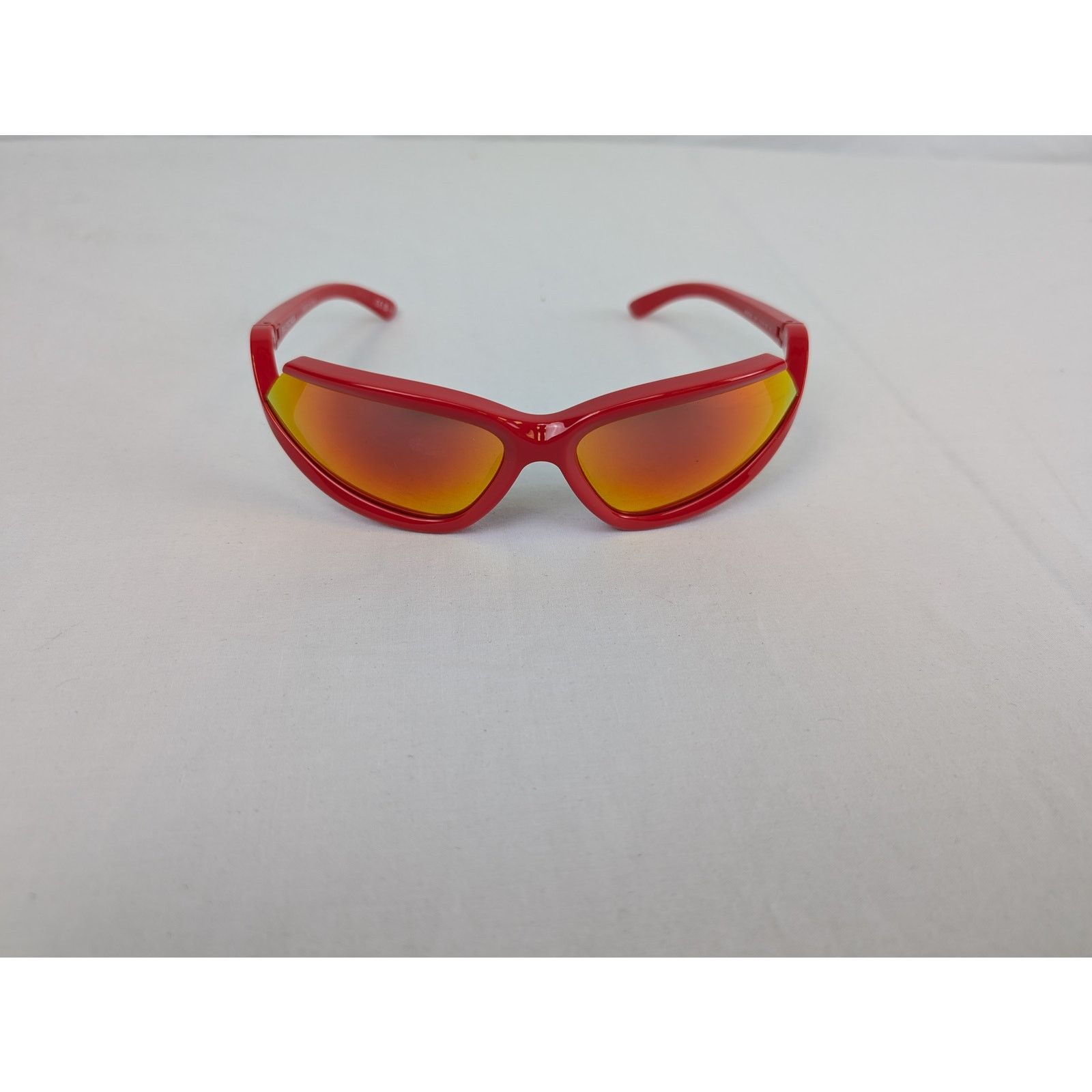 Balenciaga o1rshd1 Size: OS / Red Frame Sunglasses in Multicolor Size ONE SIZE - 3 Thumbnail