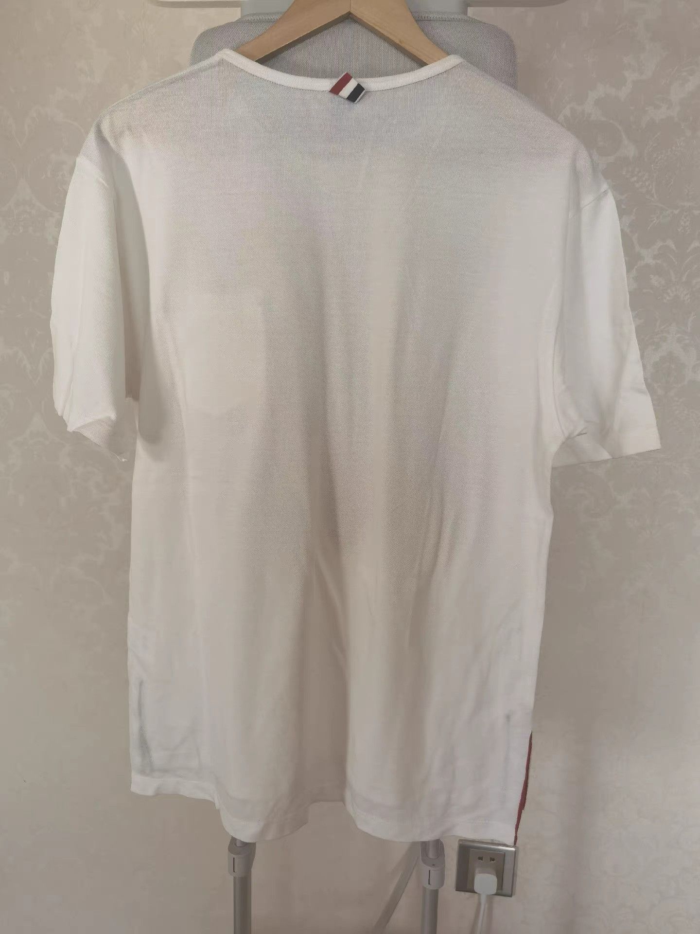 Thom Browne Thom Browne White T-Shirt K17 Size US XL / EU 56 / 4 - 2 Thumbnail
