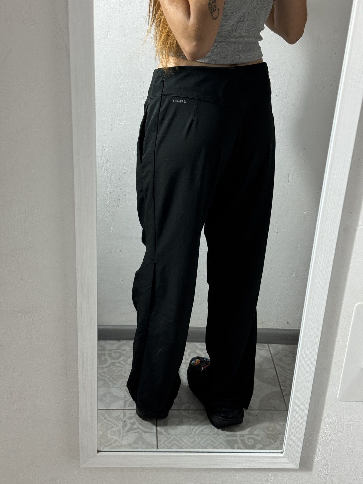 Nike VINTAGE NIKE MINI SWOOSH 2000s PANTS Size 27" / US 4 / IT 40 - 2 Thumbnail