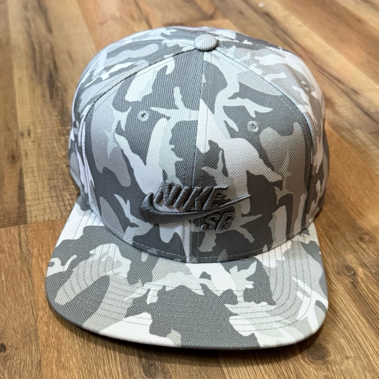 Nike Nike SB Camo Snapback Hat Size ONE SIZE - 2 Thumbnail