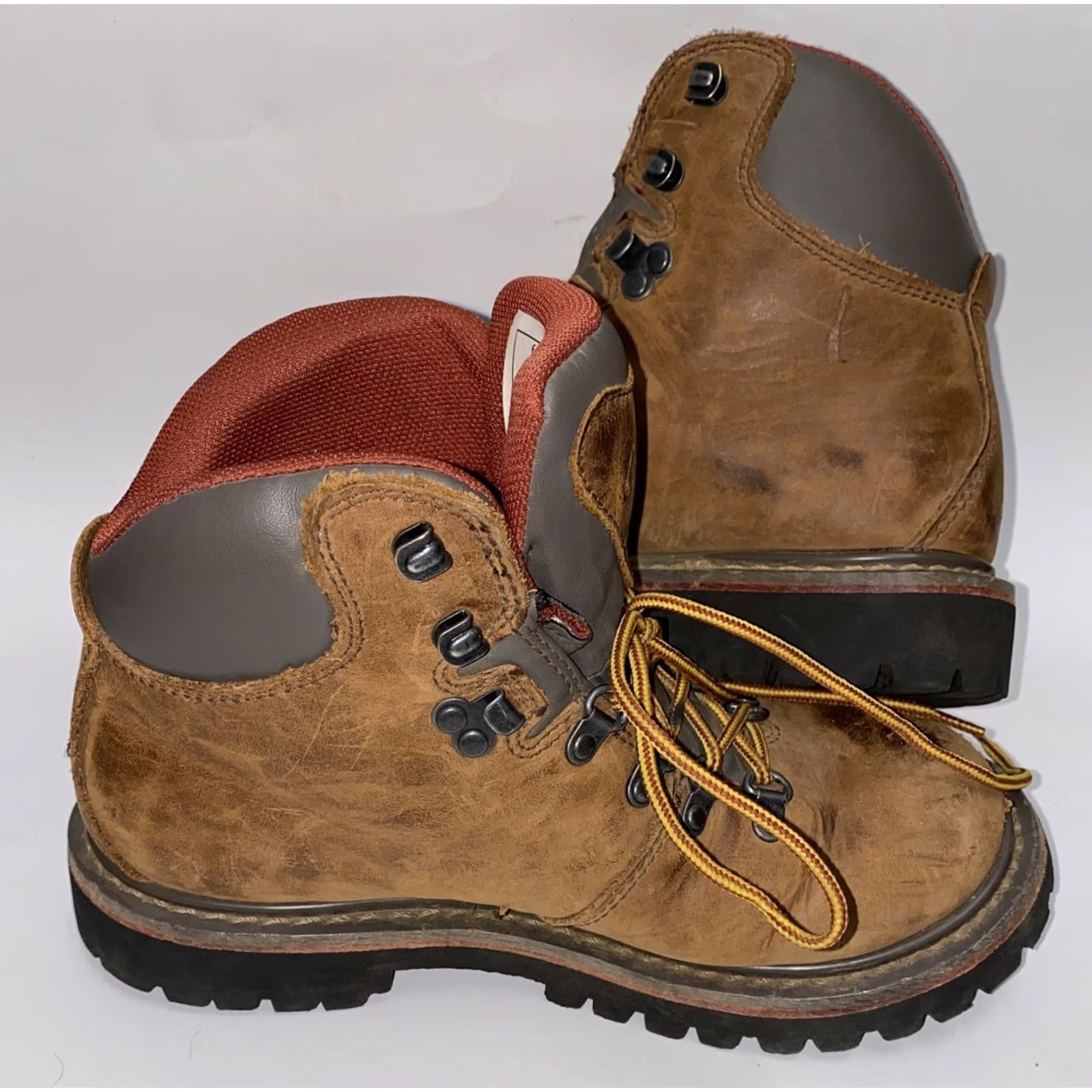 Vintage VINTAGE Cabela's Trail Hiking Boots Mens 6.5M Brown Leather Waterproof 84-3239 Size US 7 / EU 40 - 4 Thumbnail