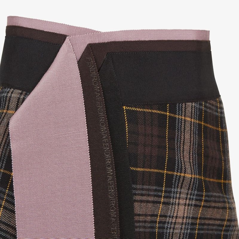 Fendi o1loc1c0426 Skirt in Multicolor Size 30" / US 8 / IT 44 - 3 Thumbnail