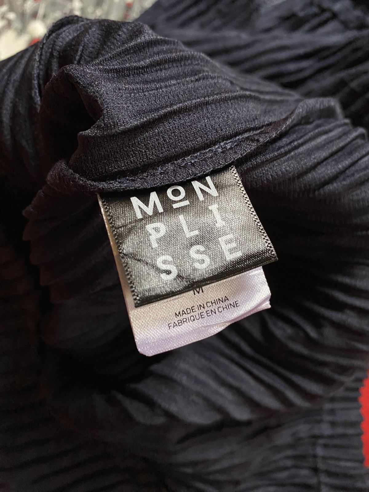 Homme Plisse Issey Miyake MONPLISSE PARIS Two way plisse zip up Outer Navy Size US M / EU 48-50 / 2 - 6 Thumbnail