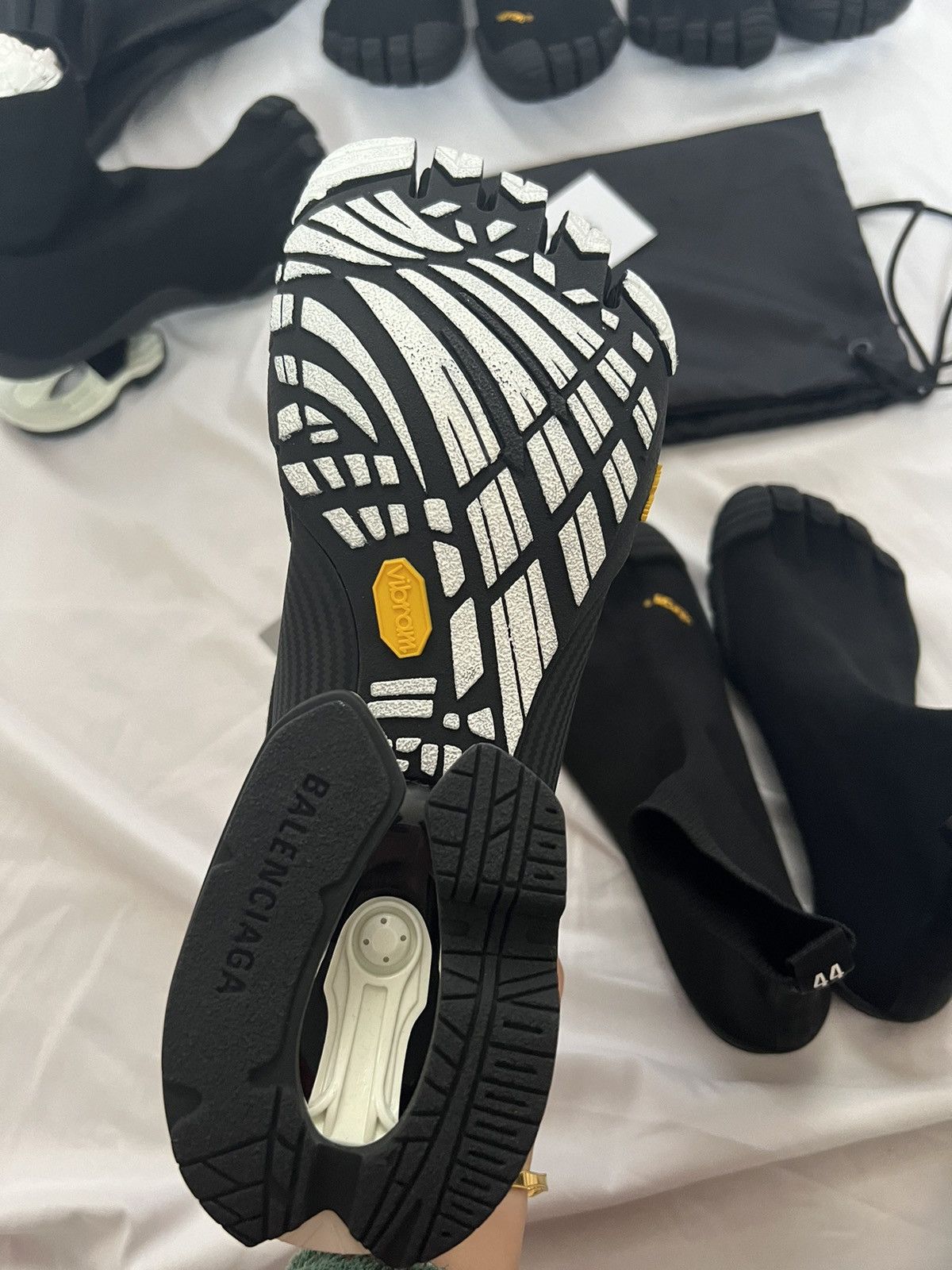 Balenciaga Balenciaga x Vibram Toe Shoes Heel version Sz.40 Size US 7 / EU 40 - 4 Thumbnail