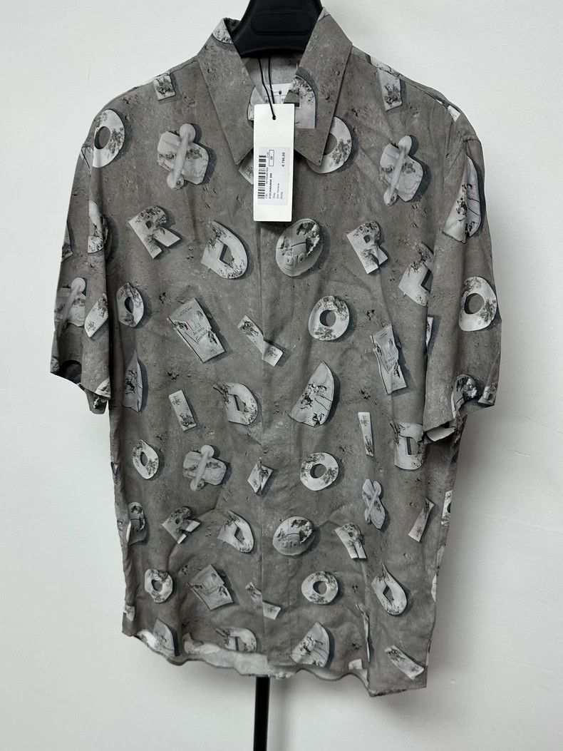 Dior DIOR size 39 Letter print lapel single breasted short slee Size US M / EU 48-50 / 2 - 1 Thumbnail
