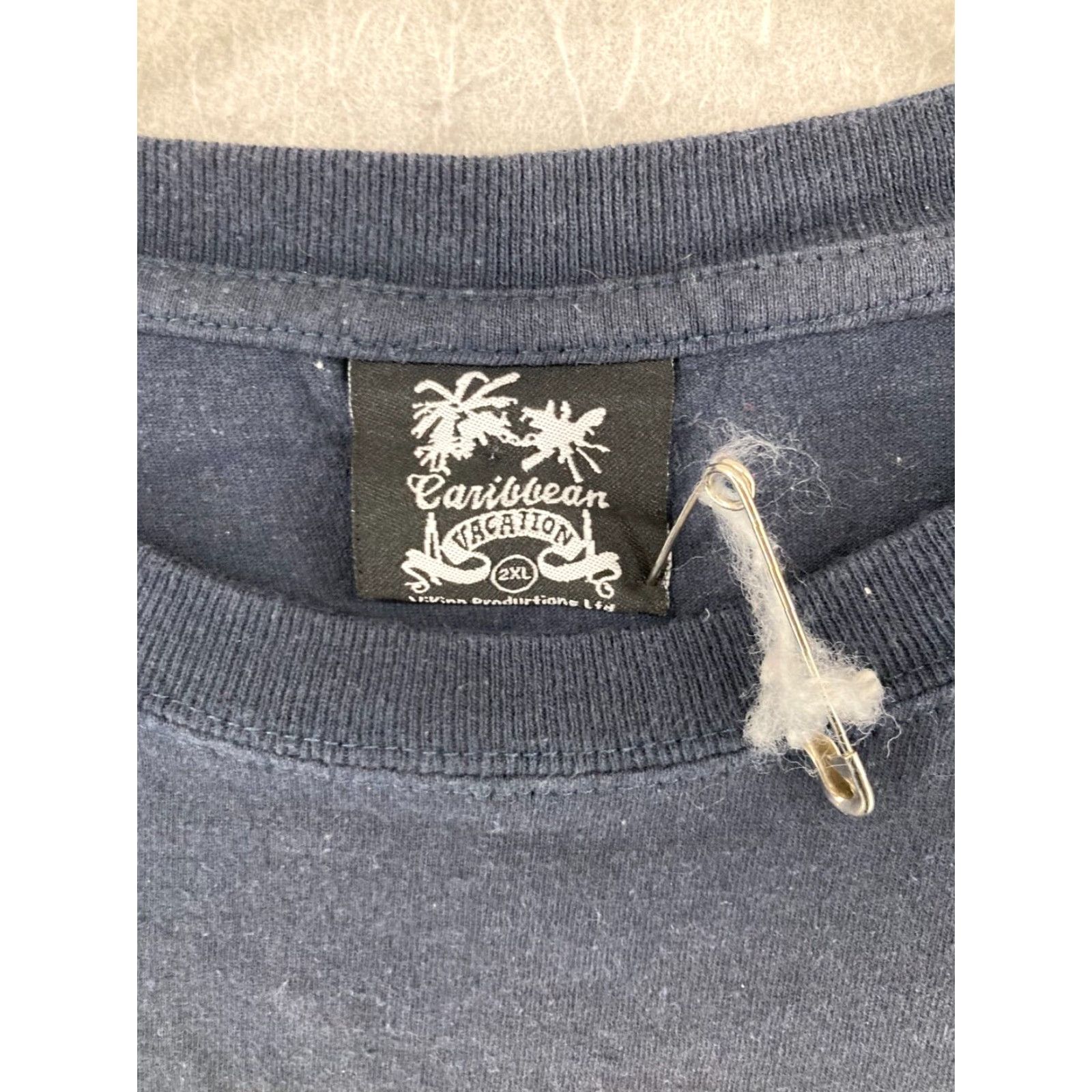 Vintage Caribbean Vacation Shirt 2XL Black Graphic Print Short Sleeve Crew Neck Cotton T-Shirt Jamaica Beer Classic Mens Size US XXL / EU 58 / 5 - 5 Thumbnail