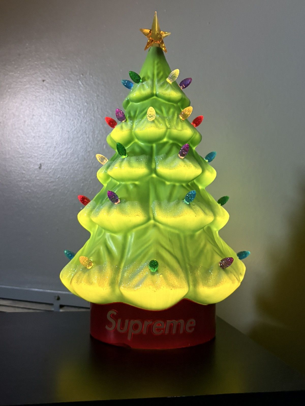 Supreme Christmas tree