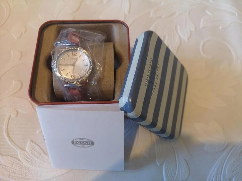 Fossil fossil red leather strap watch Size ONE SIZE - 5 Thumbnail