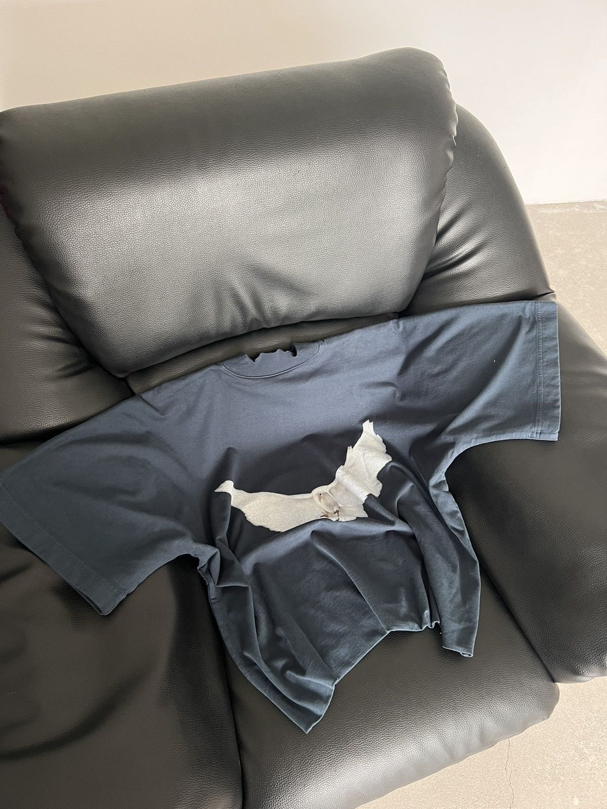 image of Yeezy Gap No Seam Tee in Dark Blue, Men's (Size XS)