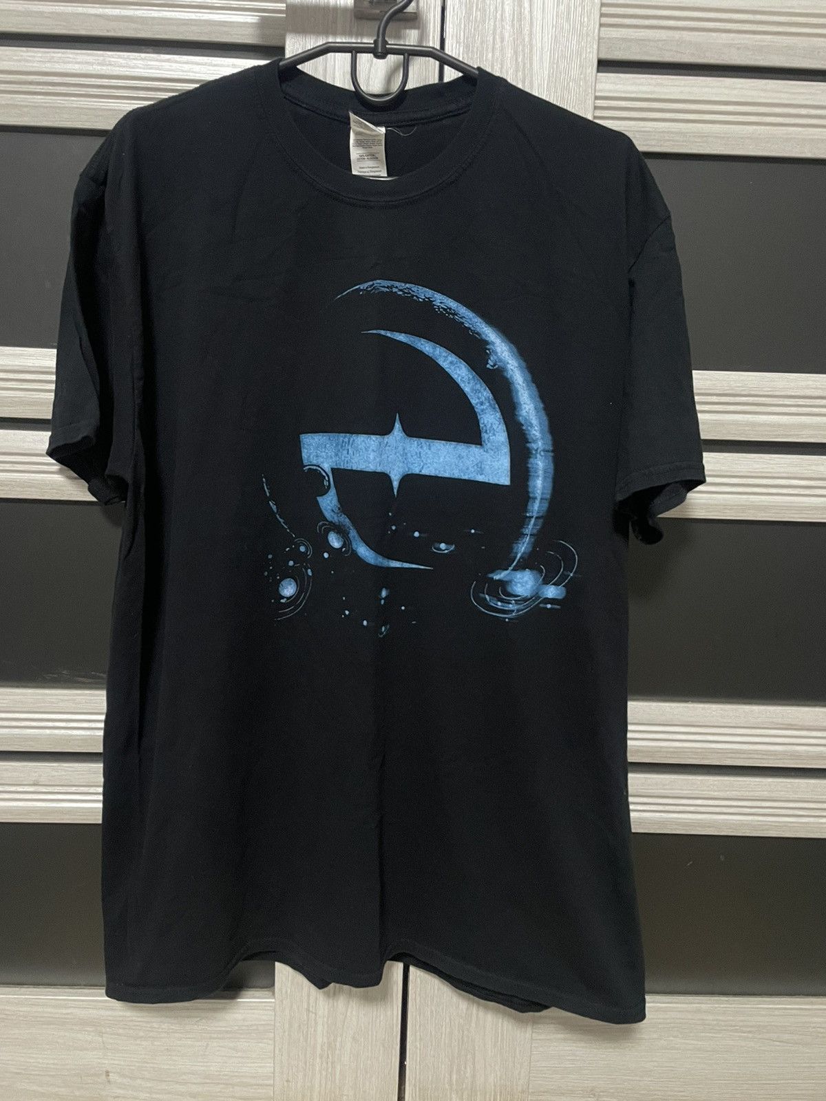 Band Tees Vintage Evanescence 2017 Europe Tour Tee Band T-Shirt Size US XXL / EU 58 / 5 - 1 Thumbnail