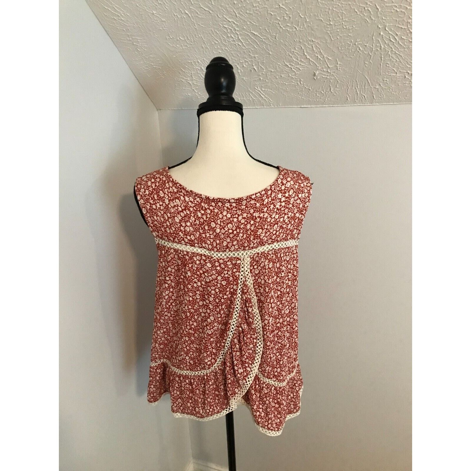 Anthropologie Anthropologie Maeve Quinn Floral and Lace Peplum Top Size S / US 4 / IT 40 - 3 Thumbnail