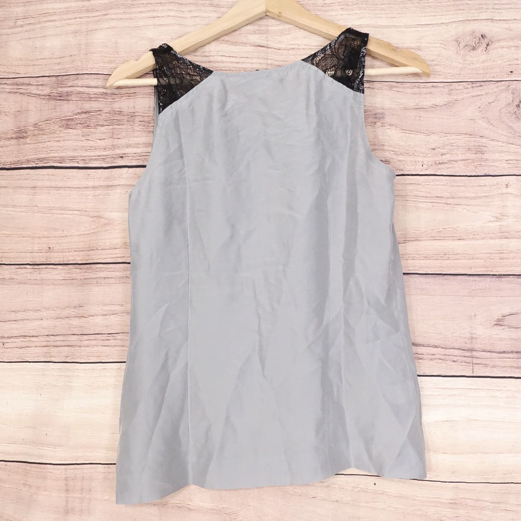 J.Crew J.CREW Gray Lace Sleeveless Blouse Top Womens Size 0 Silk Casual Size XS / US 0-2 / IT 36-38 - 4 Thumbnail