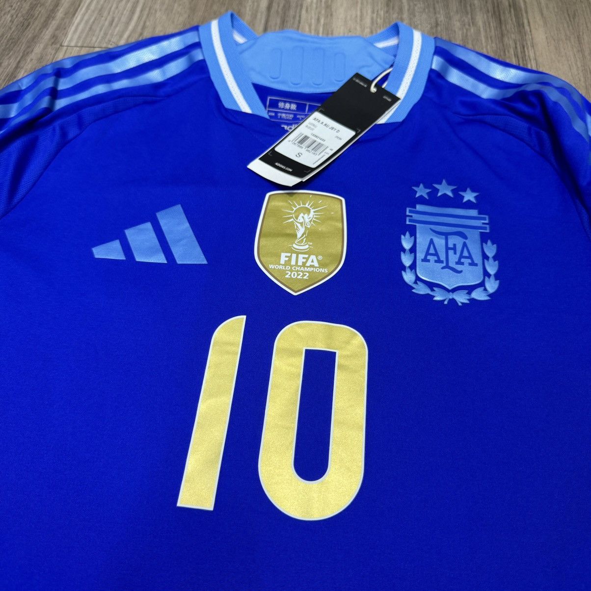 Adidas Argentina 24/25 player issue away shirt #10 Messi (bnwt) Size US S / EU 44-46 / 1 - 3 Thumbnail