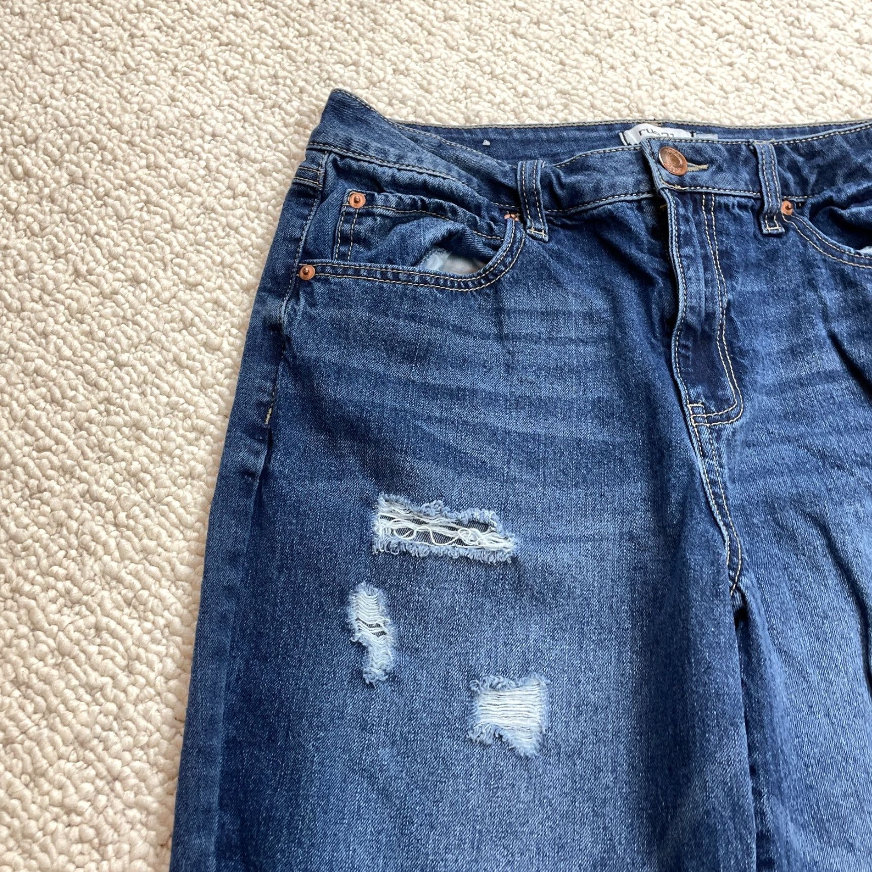 Vintage Rue 21 Jeans Womens 12 Blue Denim Dark Wash Distressed Straight Leg 32x29.5 Size 34" / US 12 / IT 48 - 3 Thumbnail