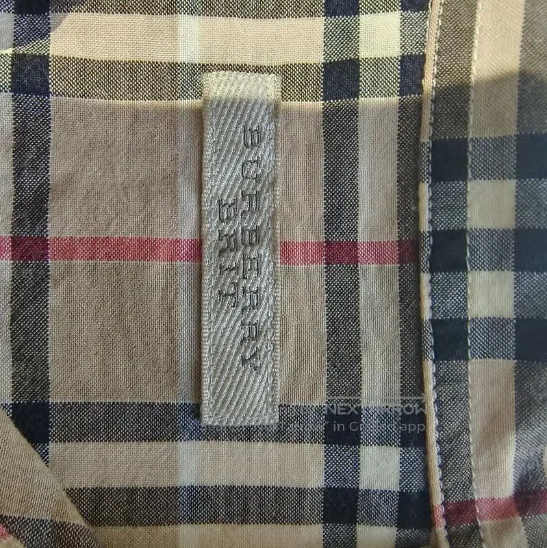 Burberry Burberry Color-Block Polyester Women's T-shirt. Size M / US 6-8 / IT 42-44 - 3 Thumbnail