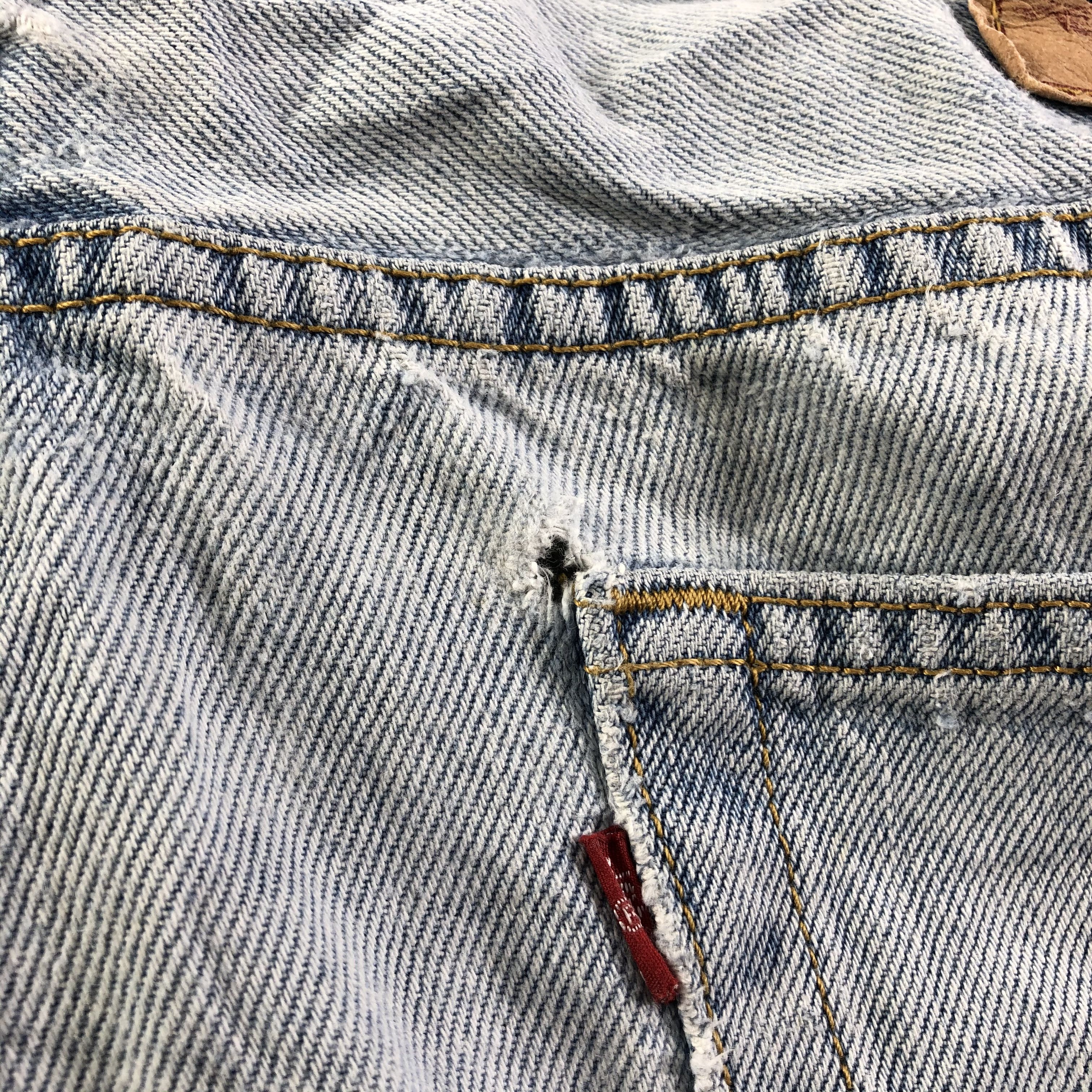 Levi's Vintage Light Wash Levis 505 Jeans-J3338 Size US 36 / EU 52 - 12 Thumbnail