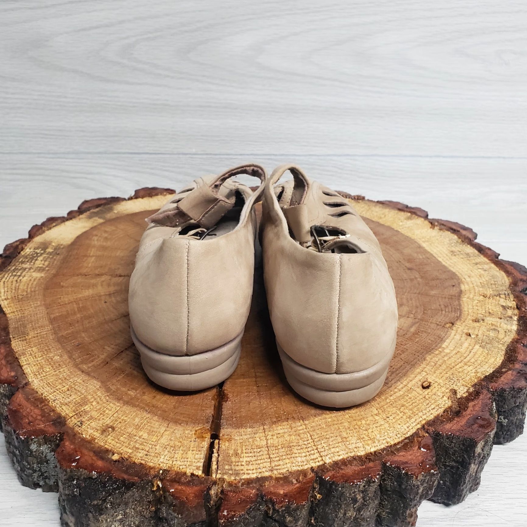 Vintage Easy Spirit Anti-Gravity Flats Women's Taupe Leather Suede Casual Size 8.5 M (Beige) Womens Shoes Size US 8.5 / IT 38.5 - 4 Thumbnail