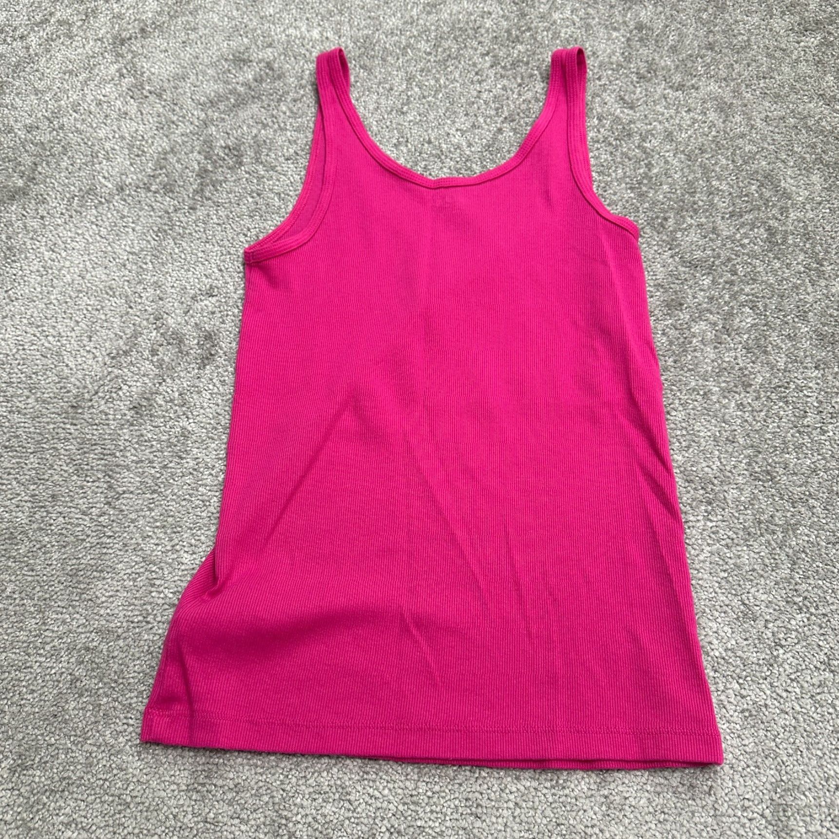 Old Navy Old Navy Tank Women M Pink Solid Scoop Neck Sleeveless Cotton Spandex Top Casual Size M / US 6-8 / IT 42-44 - 2 Thumbnail