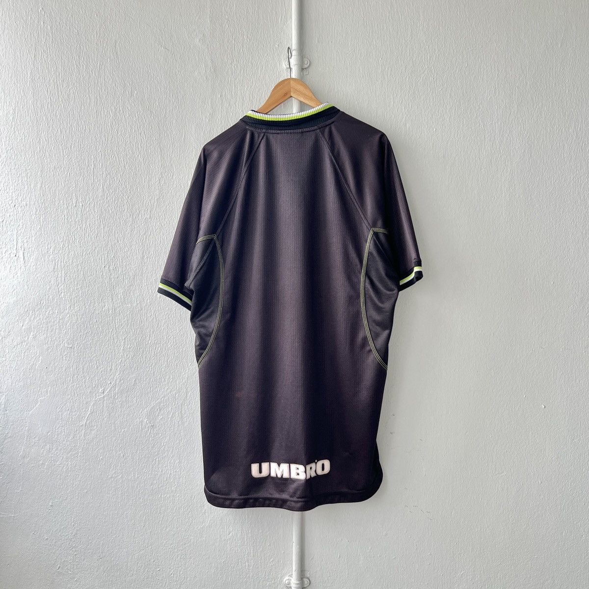 Umbro × Vintage Vintage 1998/1999 Manchester United Third Kit Size US XL / EU 56 / 4 - 3 Thumbnail