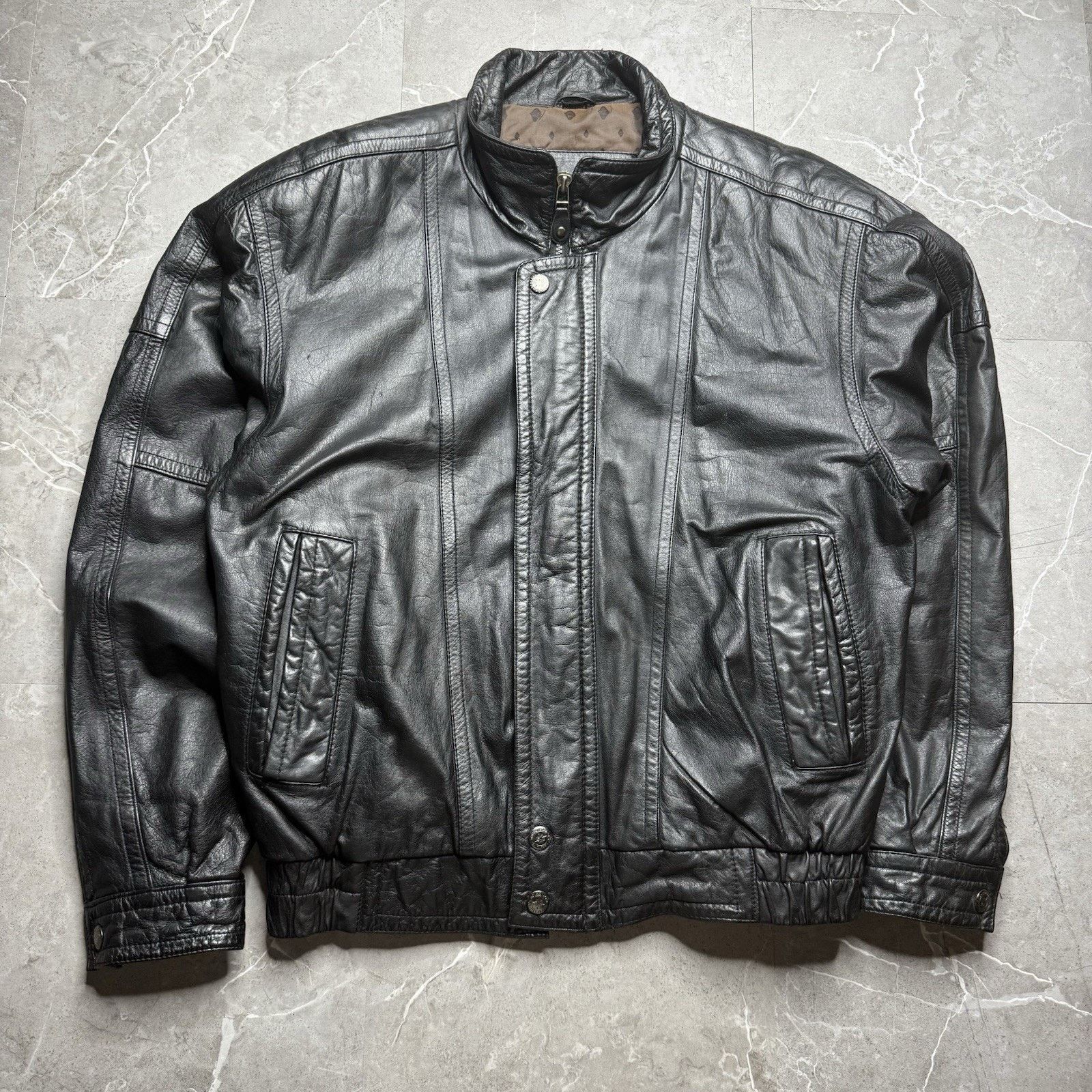 Vintage Vintage Expressions World Wide Black Leather Bomber Jacket Size US M / EU 48-50 / 2 - 2 Thumbnail