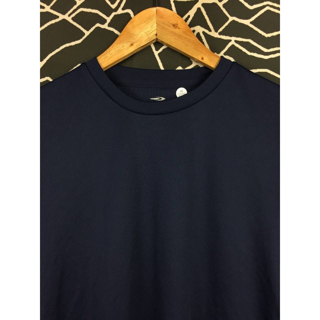 Japanese Brand × Vintage Tigora Japanese Brand Casual Sportswear Tee Size US S / EU 44-46 / 1 - 3 Thumbnail