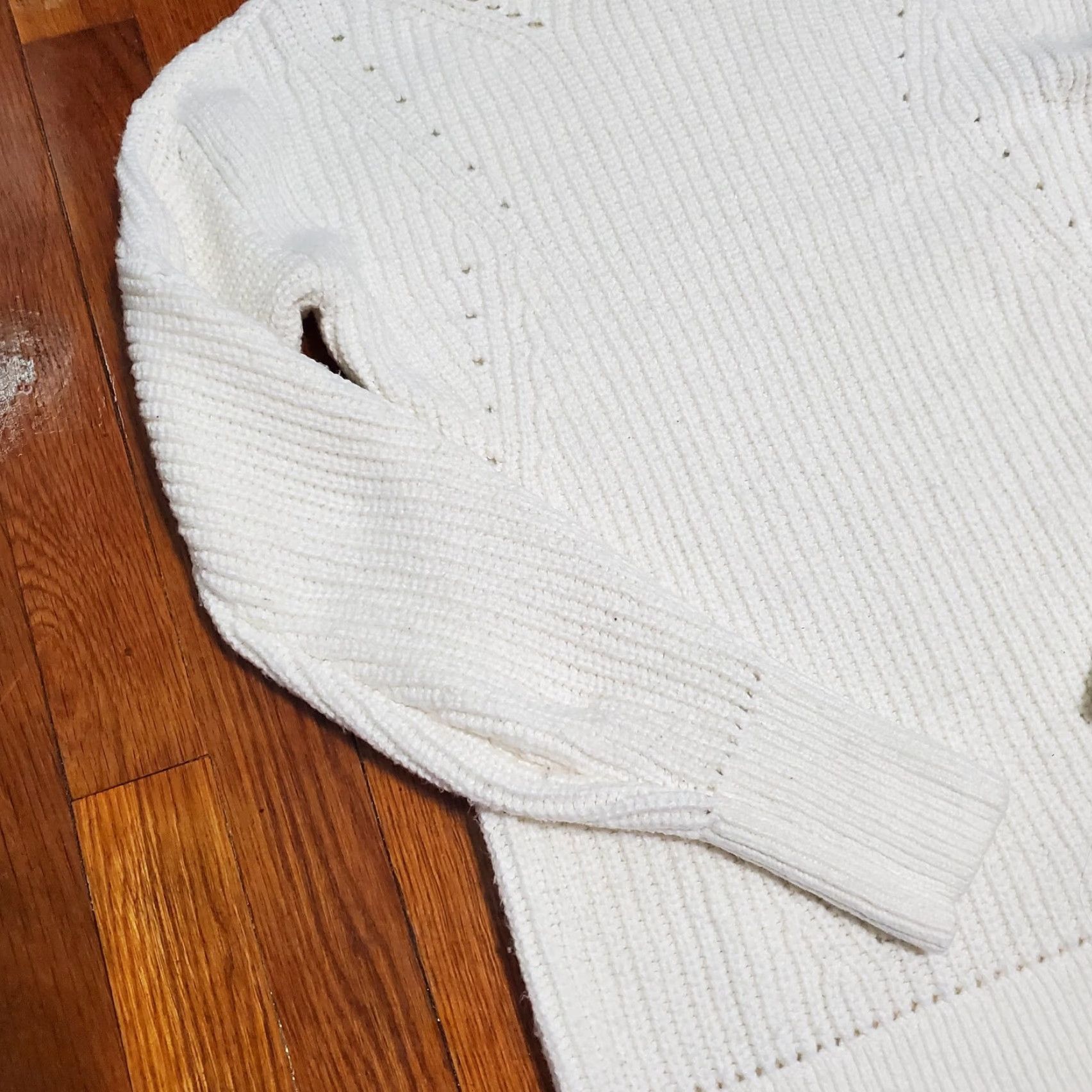 Abercrombie & Fitch Abercrombie & Fitch Sweater White Chunky Knit Pullover Womens Size Small Size S / US 4 / IT 40 - 2 Thumbnail