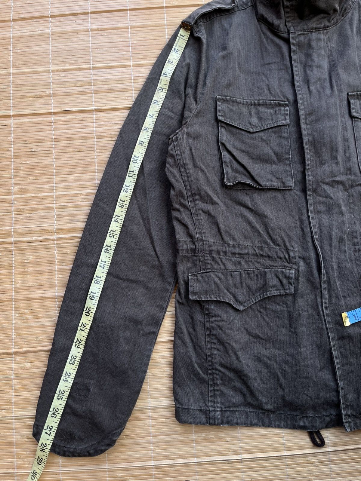 Le Grande Bleu (L.G.B.) Vtg 291295 homme M-65 military field jacket if six was nine Size US L / EU 52-54 / 3 - 15 Thumbnail