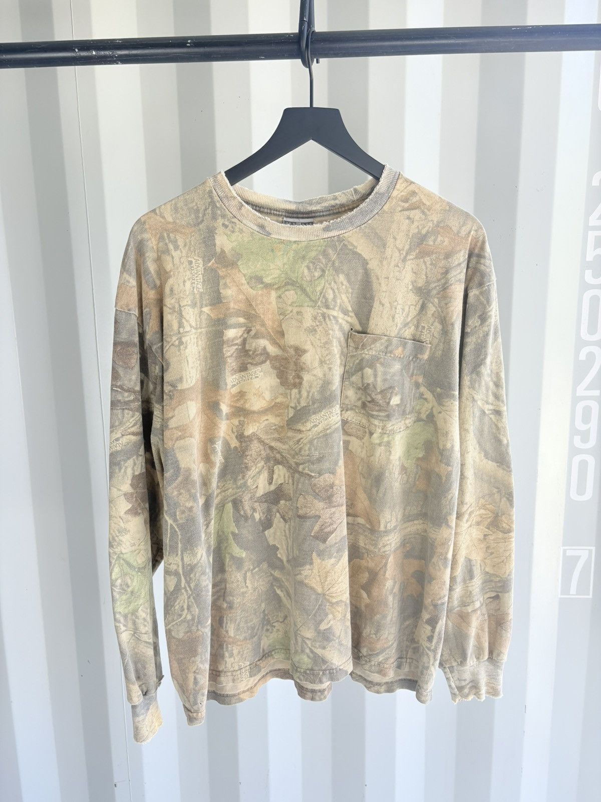 Vintage Camo Shirt Sun Faded Trashed ERD grunge paper thin Size US L / EU 52-54 / 3 - 1 Thumbnail