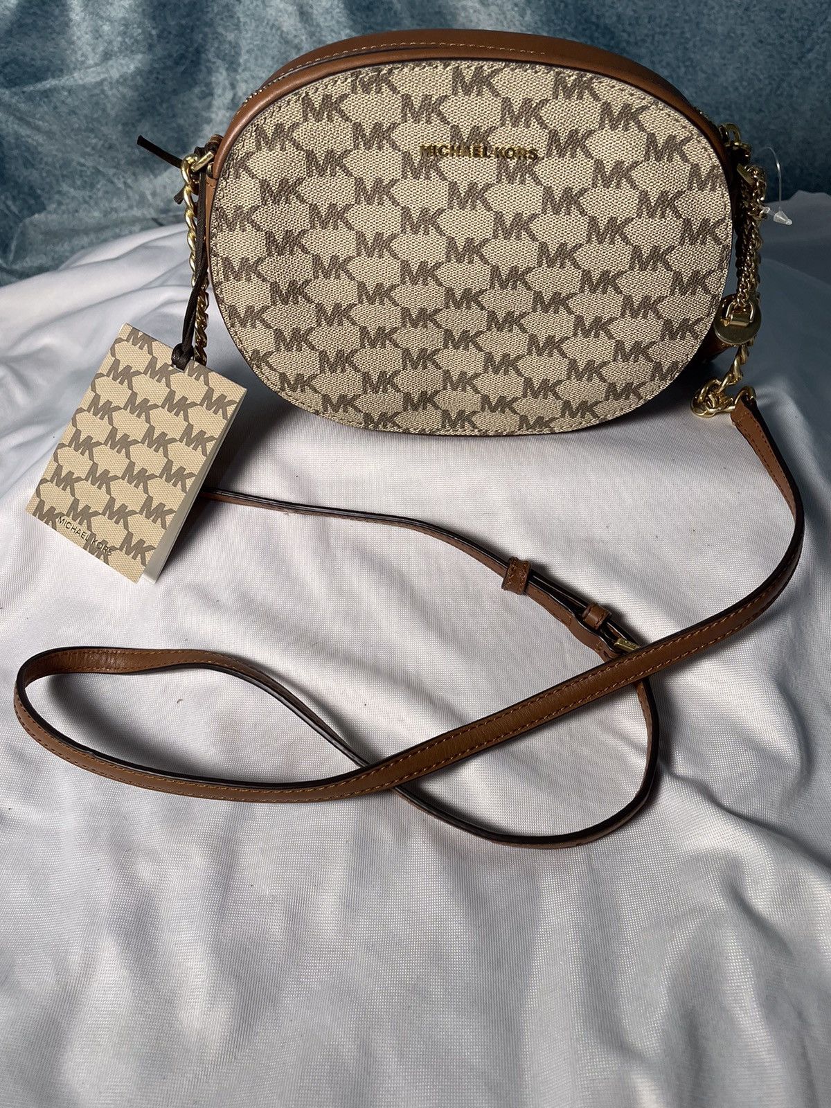 Michael Kors Michael Kors Brown Messenger Bag Size ONE SIZE - 2 Thumbnail