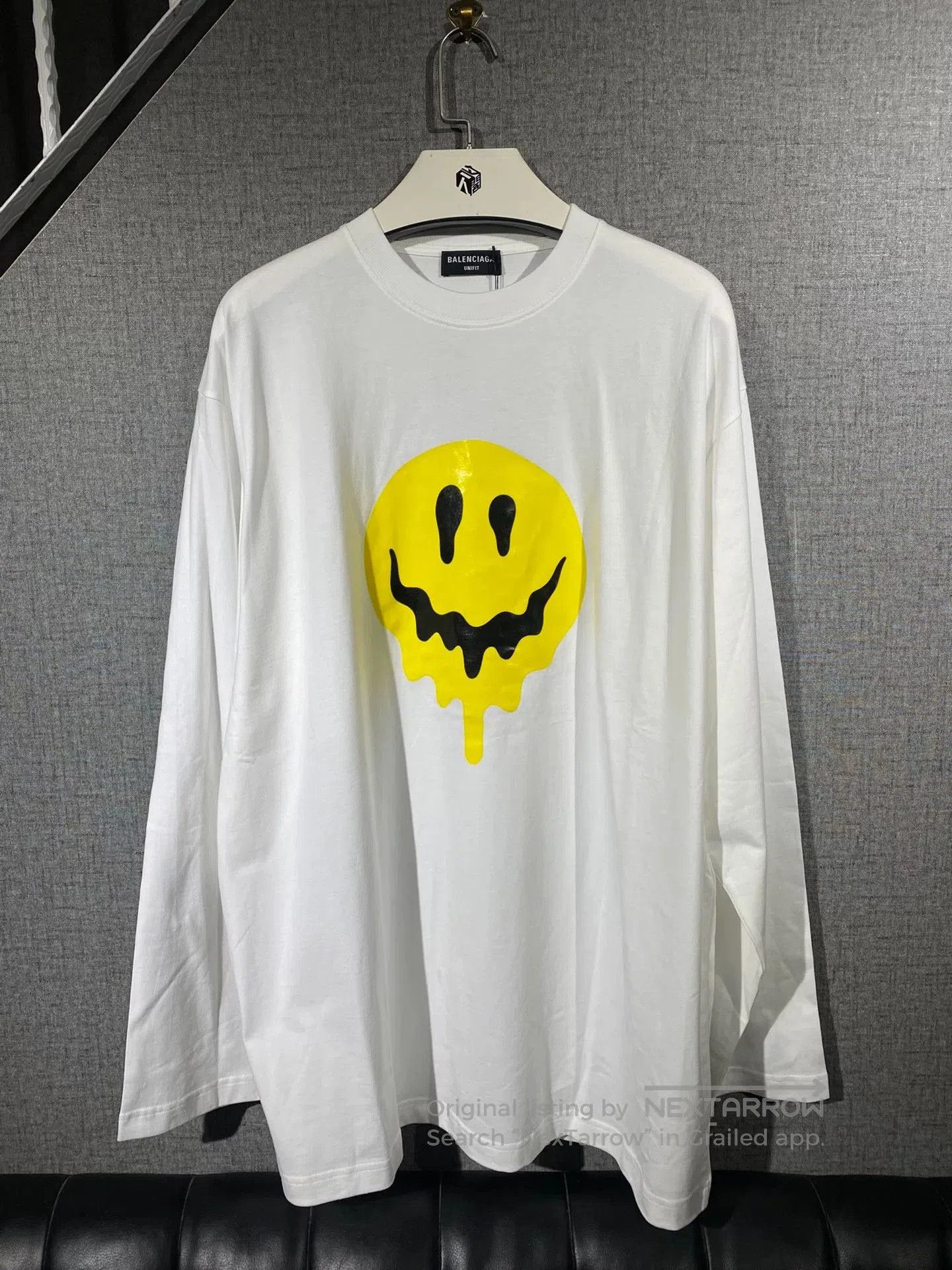 Balenciaga long sleeve t-shirt with peace sign design. Size US S / EU 44-46 / 1 - 1 Thumbnail