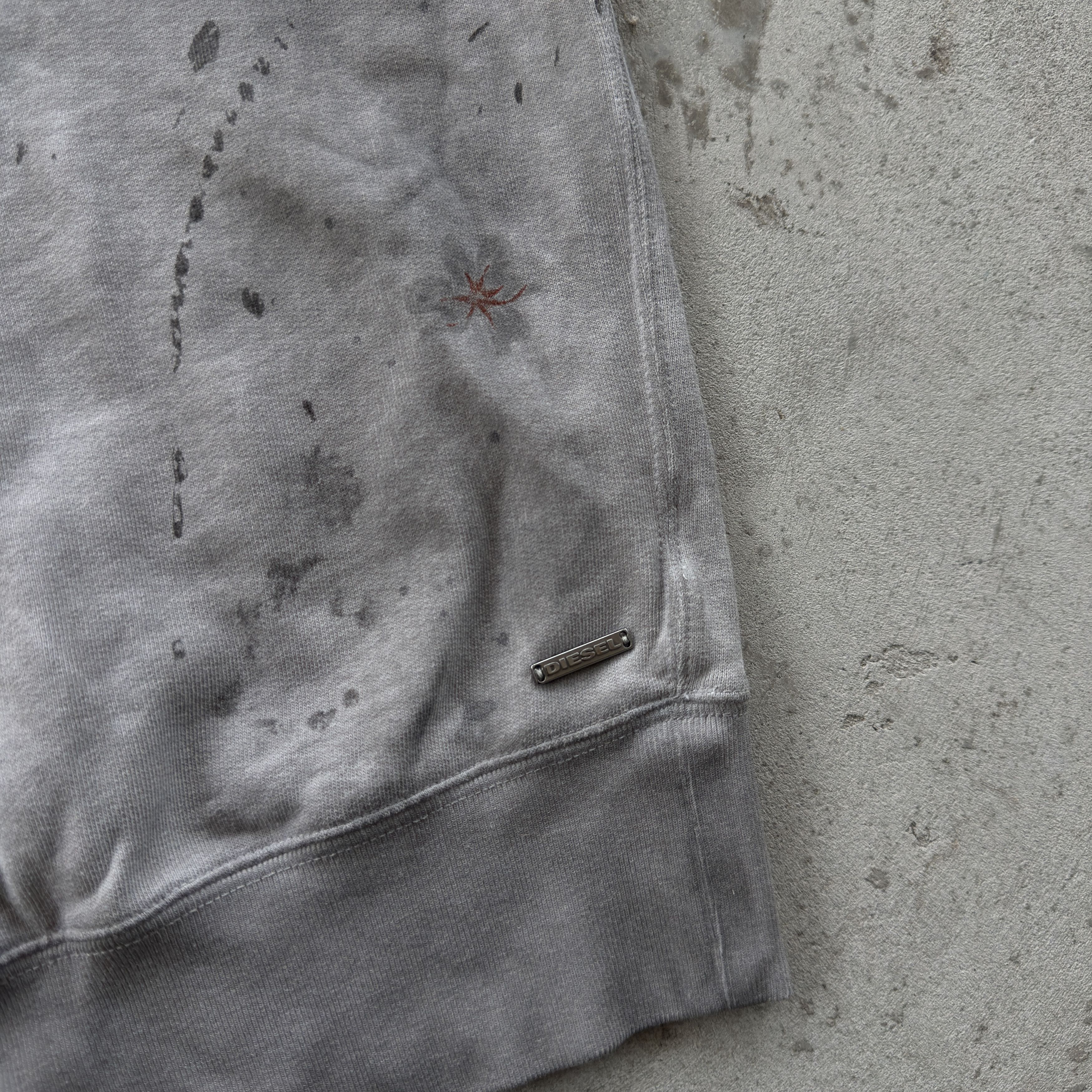 Diesel Vintage Diesel Sweatshirt Distressed Paint Splatter Crewneck Size US L / EU 52-54 / 3 - 5 Thumbnail