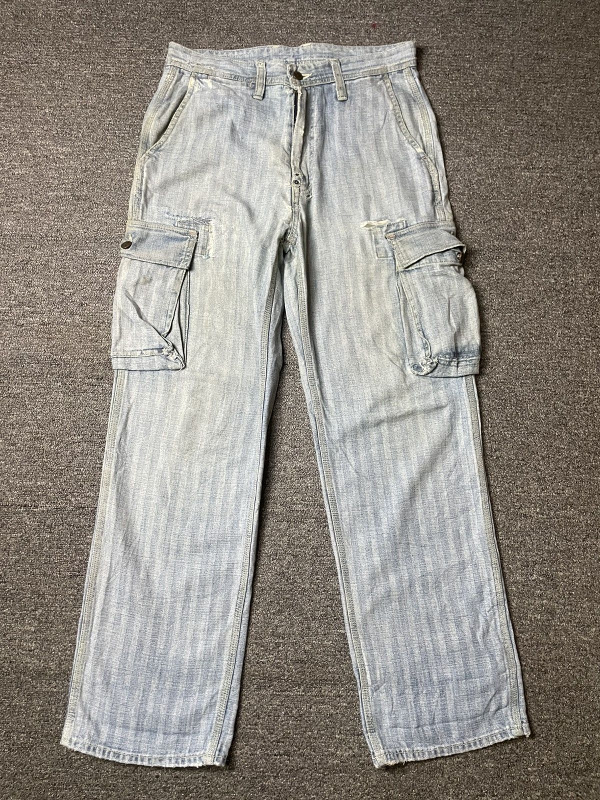 Blue Blue Japan × Japanese Brand × Vintage BLUE BLUE Brand Cargo Denim Jeans (112) Size US 31 - 1 Thumbnail