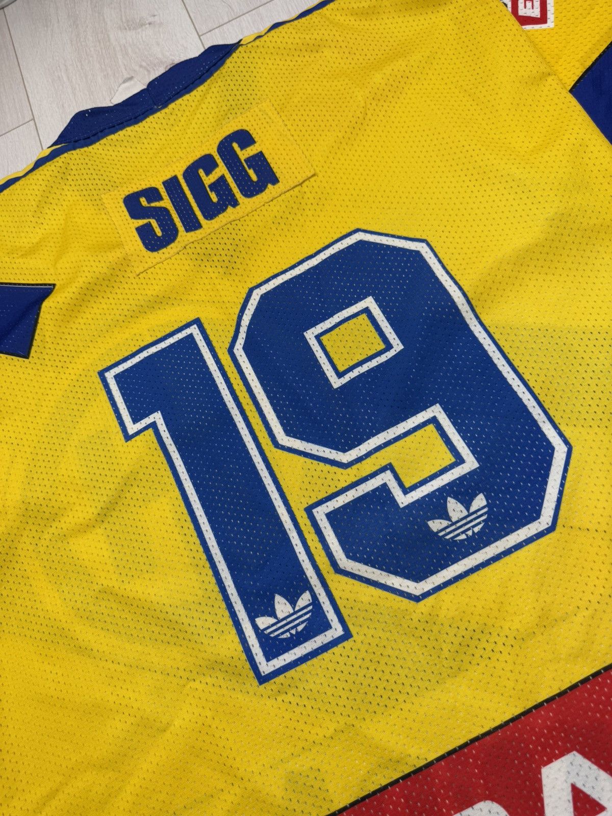Adidas Vintage Rare Adidas HC DAVOS #19 SIGG 90s Hockey Jersey Size US XL / EU 56 / 4 - 14 Thumbnail