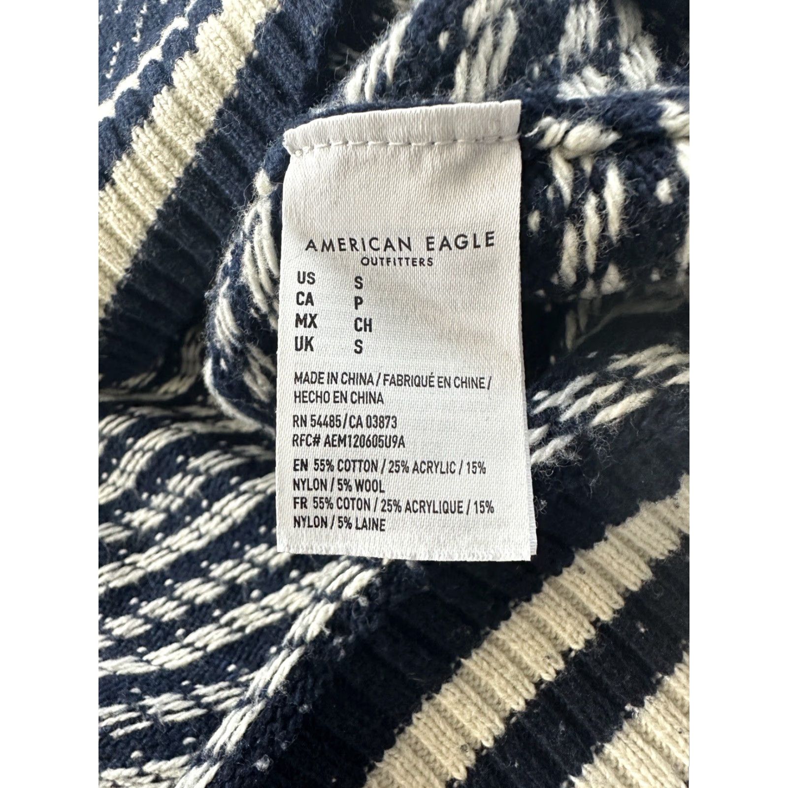 American Eagle Outfitters American Eagle Sweater Mens Small Two Button Mock Neck Size US S / EU 44-46 / 1 - 3 Thumbnail