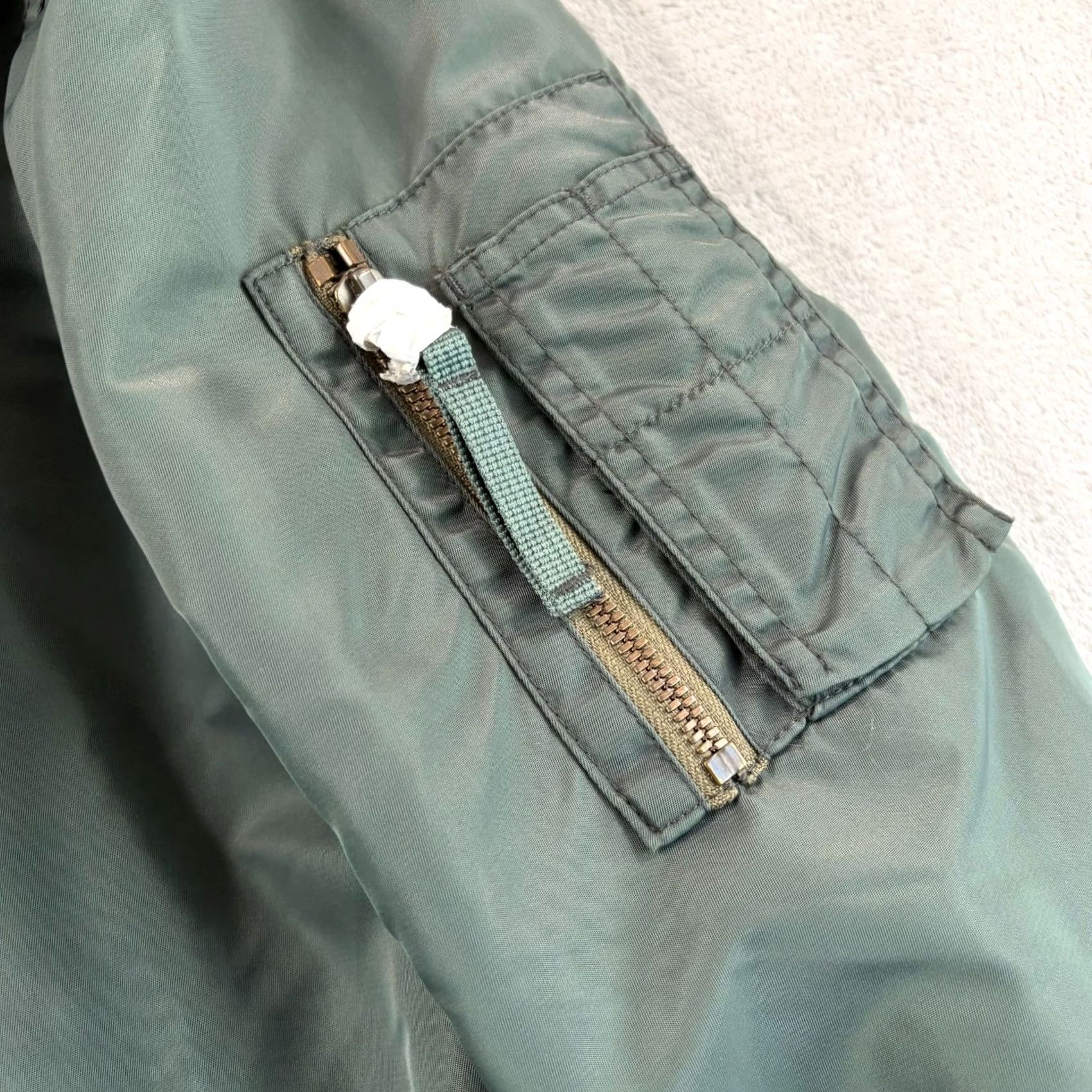 Vince Vince LongLine Aviator Bomber Jacket Men Large Green Full Zip Lined NWT Satin Polyamide Casual Fall Winter Spring Bomber Women’s? Size US L / EU 52-54 / 3 - 5 Thumbnail