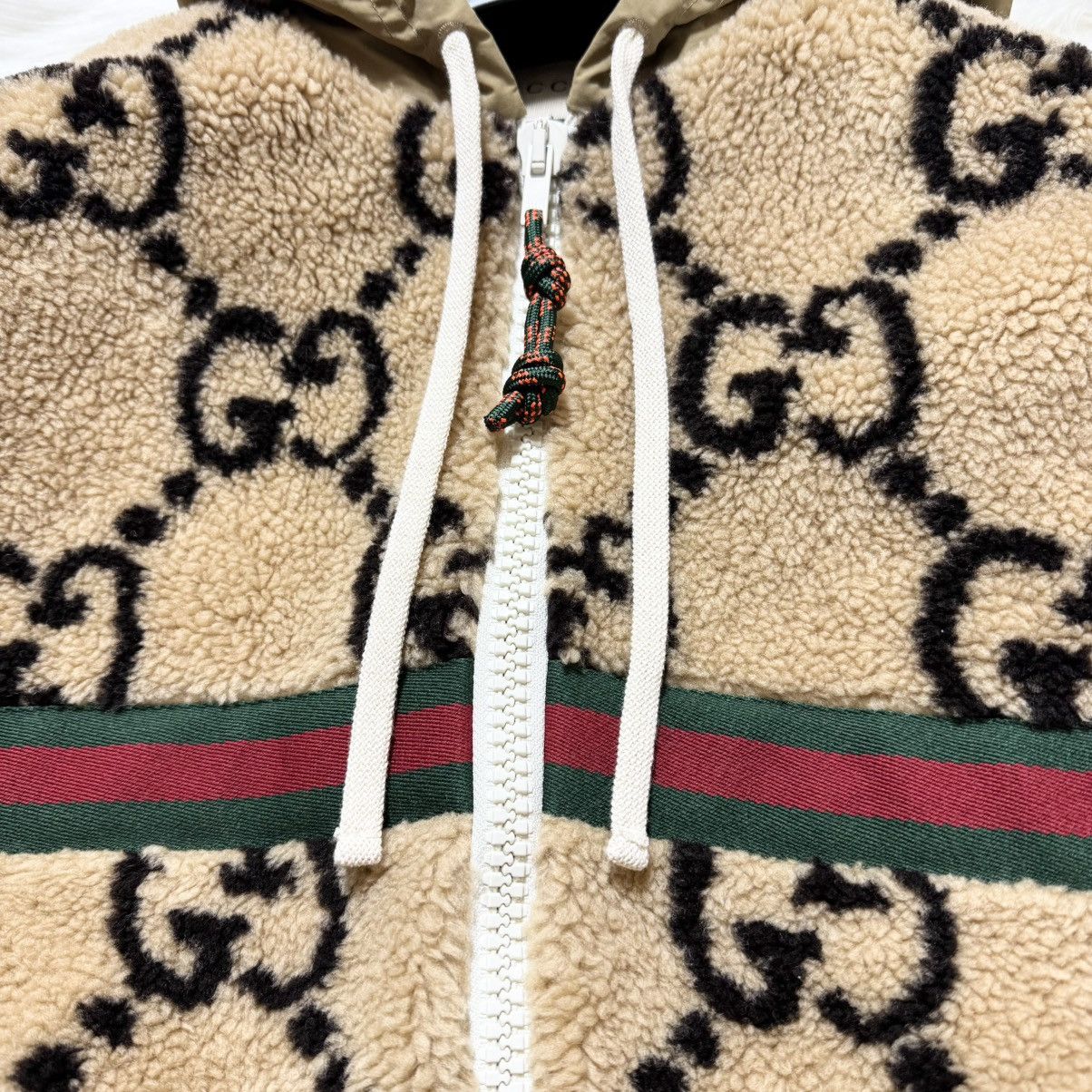 Gucci Gucci maxi GG pattern Sherry line bomber jacket S Size S / US 4 / IT 40 - 16 Thumbnail