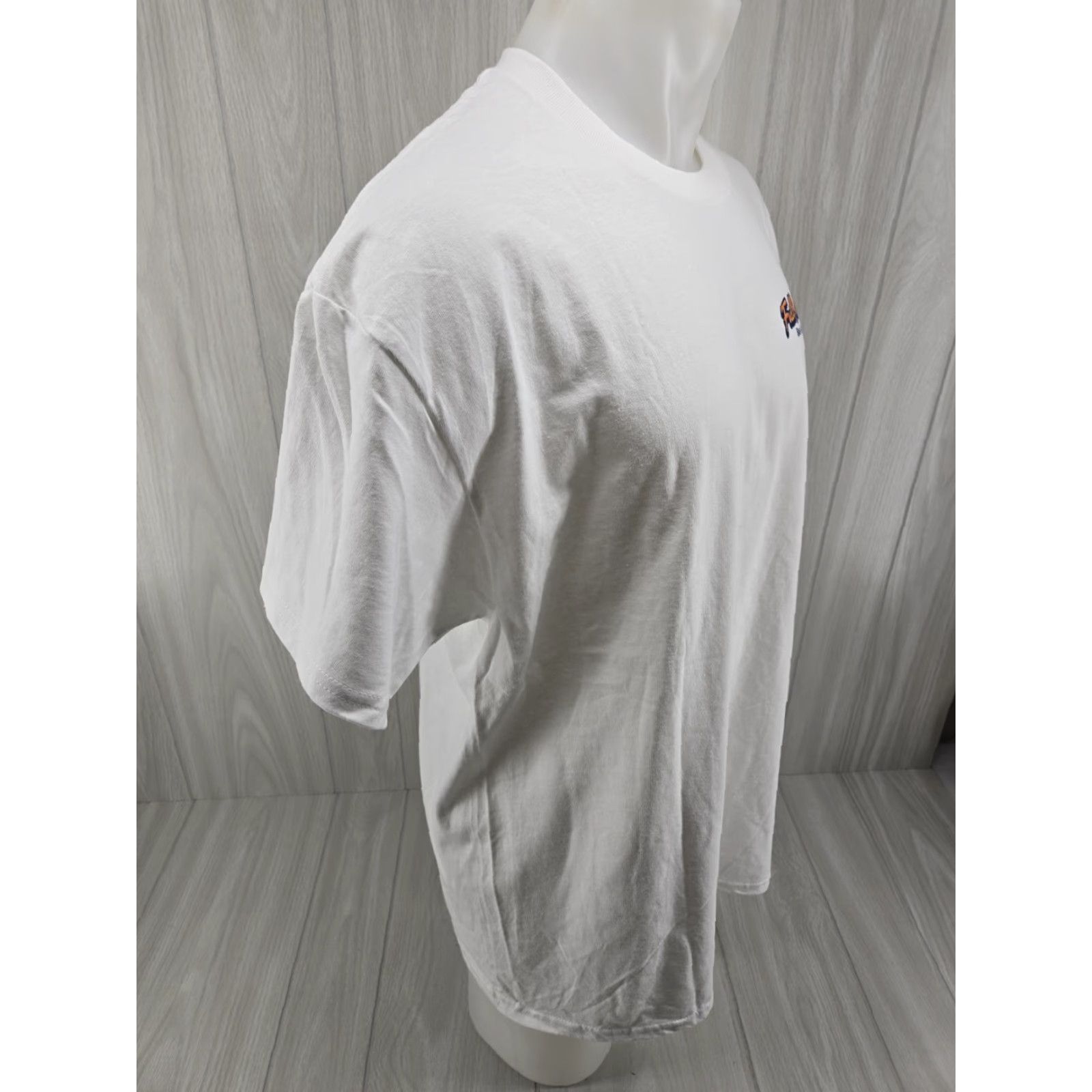 Gildan Full Moon Bar-B-Que Auburn Tigers Mens XL White T-Shirt Crew Neck Logo Moon Vintage: No (adjusted to standards) Size US XL / EU 56 / 4 - 7 Thumbnail