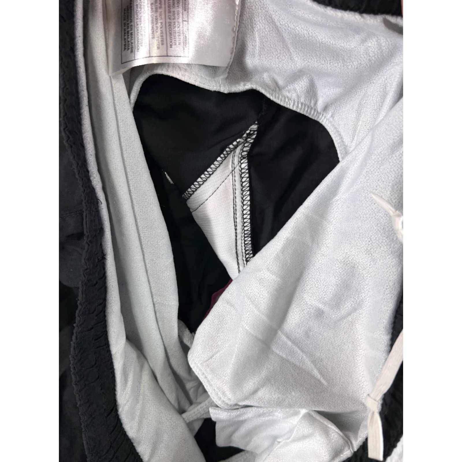 Nike Nike Shorts Womens Medium Black Pink Running Jogging 100% Polyester Swoosh Lined Size 32" / US 10 / IT 46 - 5 Thumbnail