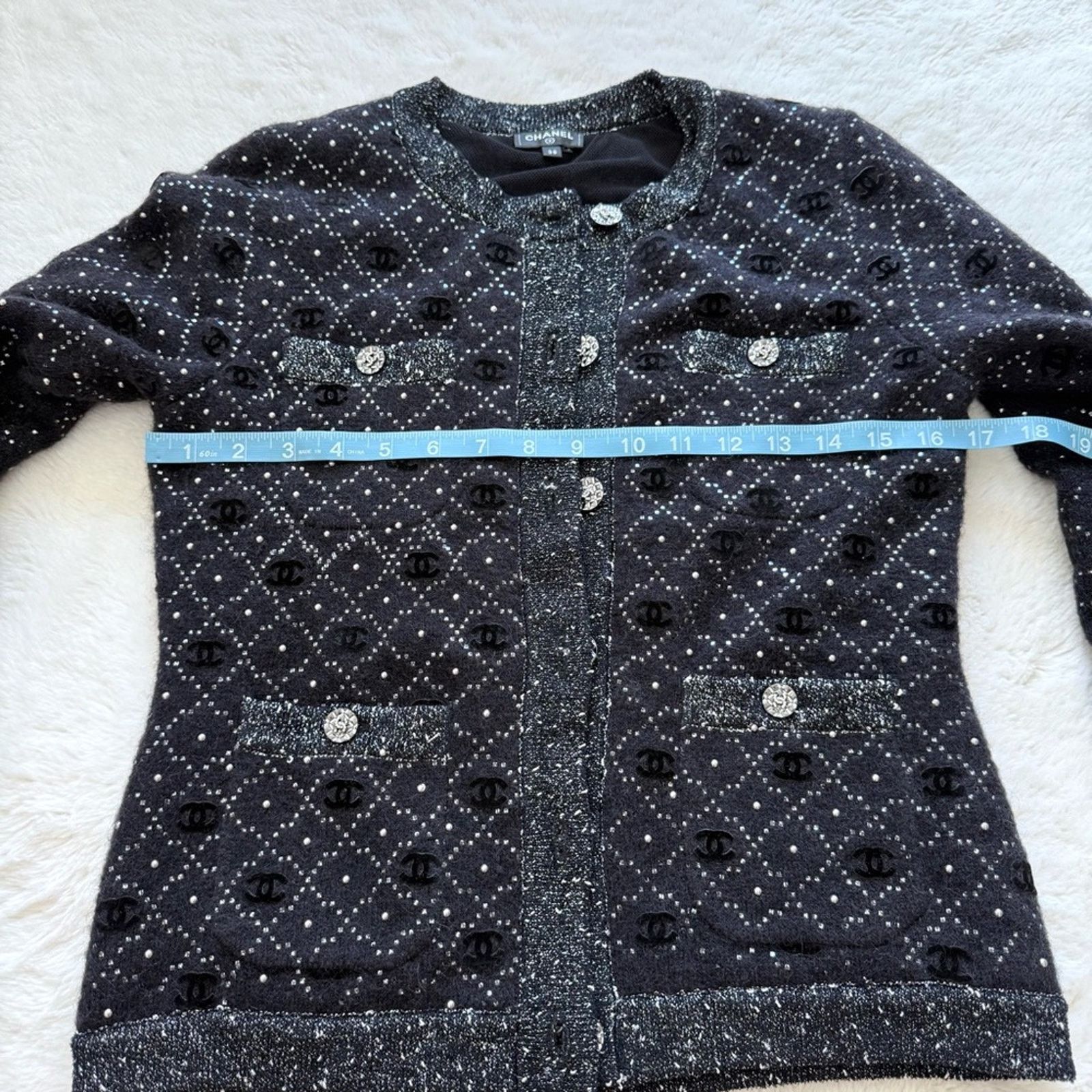 Chanel CHANEL wool knit cardigan size 38 FR 2022 Authentic 7800$ Size M / US 6-8 / IT 42-44 - 11 Thumbnail