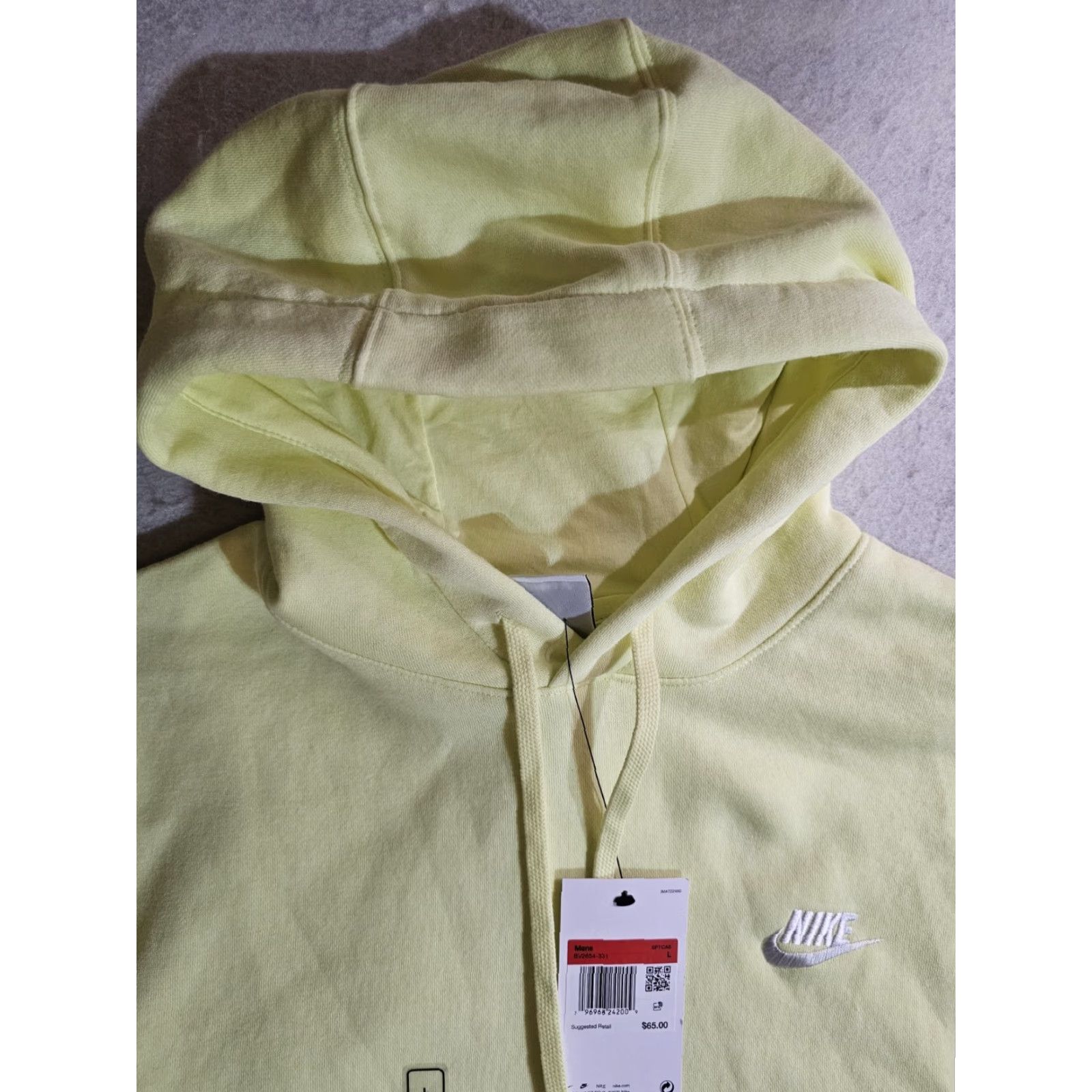 Nike VINTAGE Nike Sportswear Signature Pullover Hooded Sweatshirt Mens Size Large Yellow Size US L / EU 52-54 / 3 - 3 Thumbnail