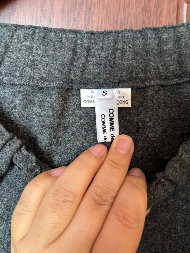 Comme des Garcons Comme Des Garcons Grey wool half skirt 2505-Nextarrow Size S / US 4 / IT 40 - 2 Thumbnail