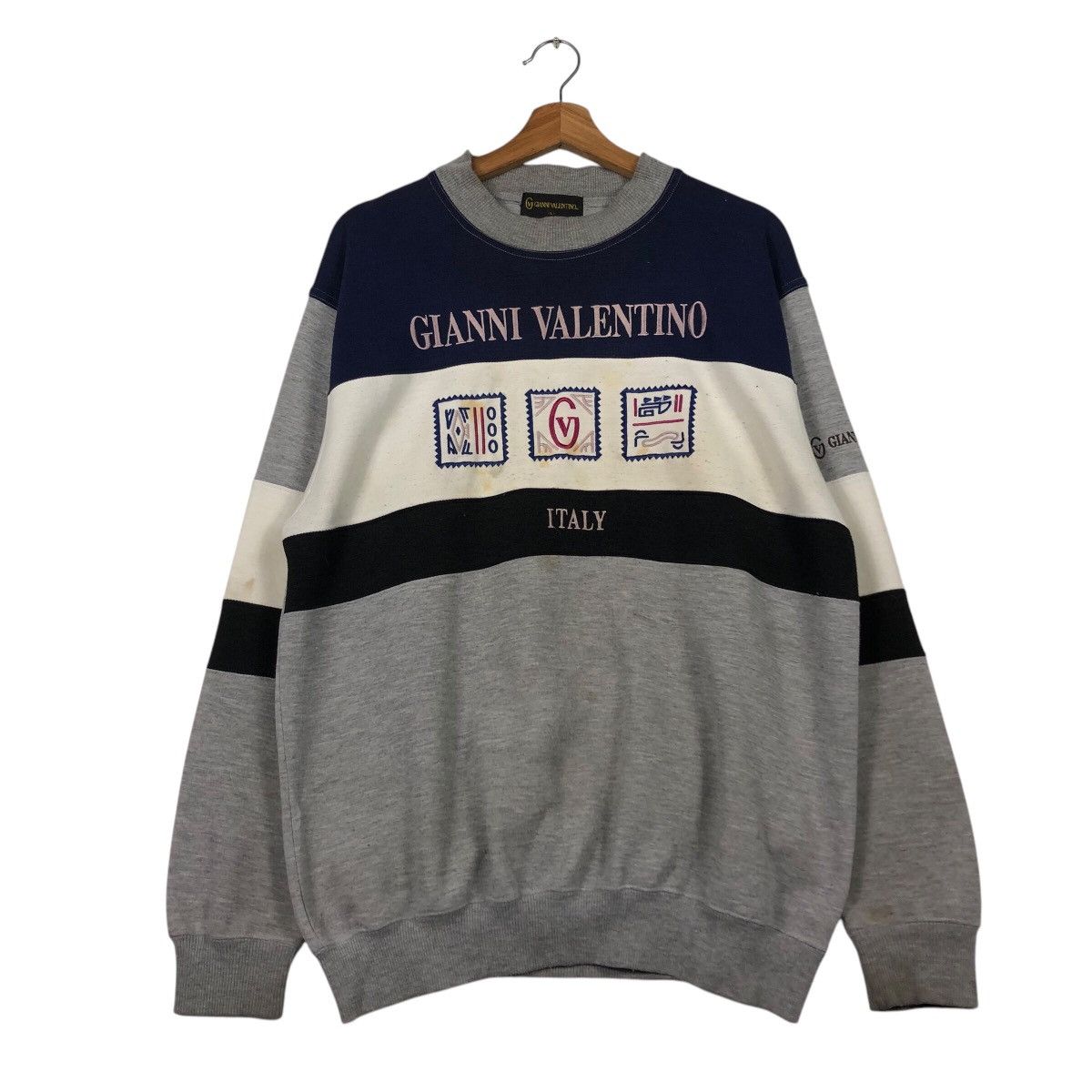 Japanese Brand × Vintage 📌Vintage Sweatshirt Gianni Valentino Italy Big Logo Size US L / EU 52-54 / 3 - 2 Thumbnail