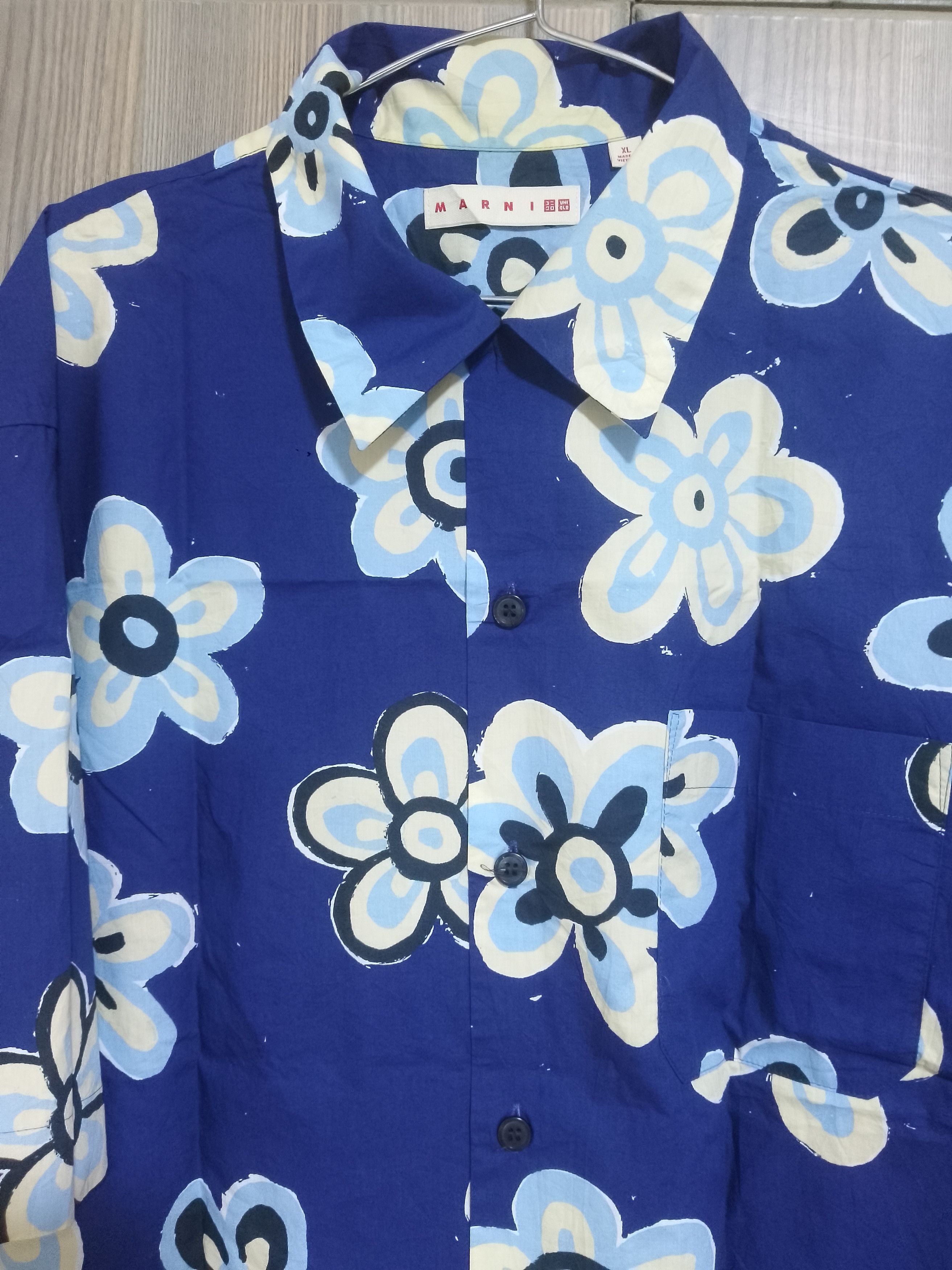 Marni Uniqlo x Marni oversized printed open collar shirt Size US XL / EU 56 / 4 - 2 Thumbnail